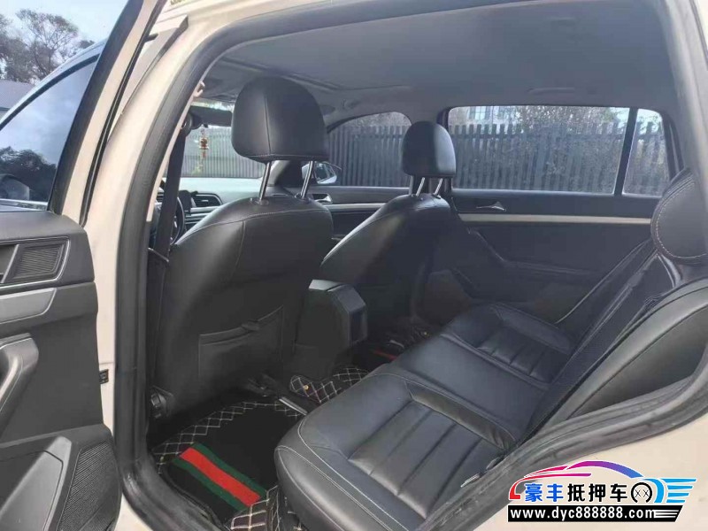 17年大众朗行轿车抵押车出售