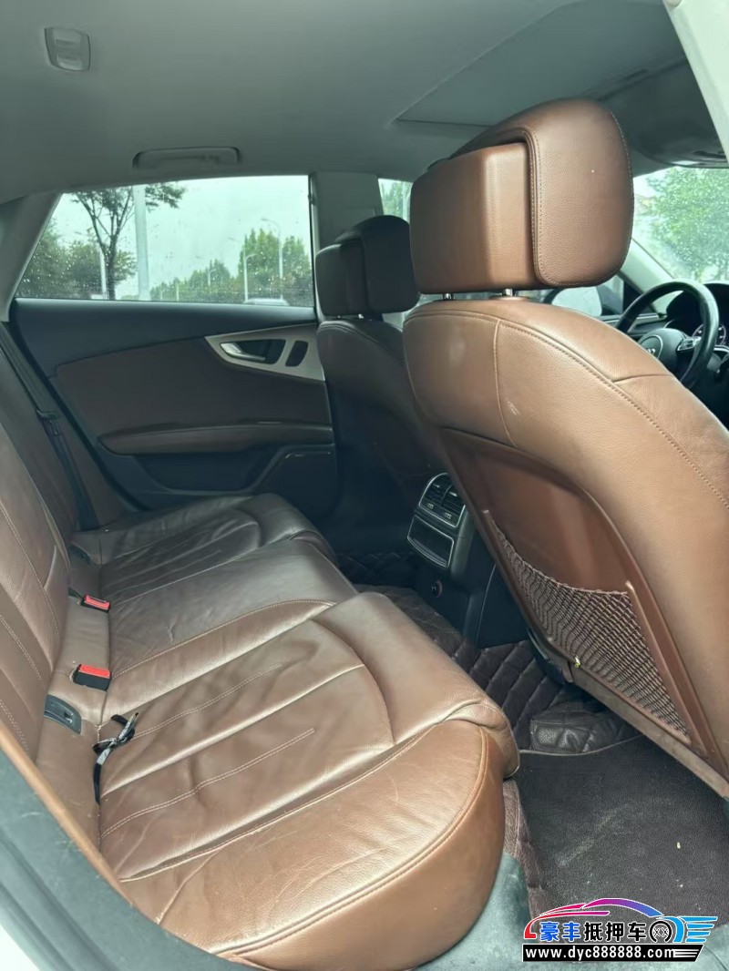 16年奥迪A7轿车抵押车出售