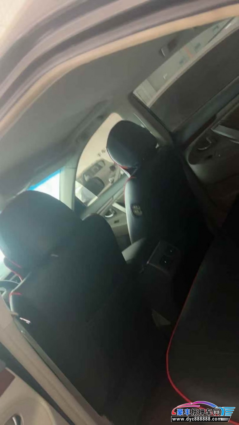 15年丰田凯美瑞轿车抵押车出售