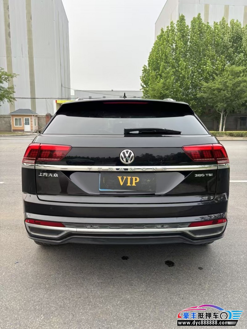 20年大众途昂轿车抵押车出售