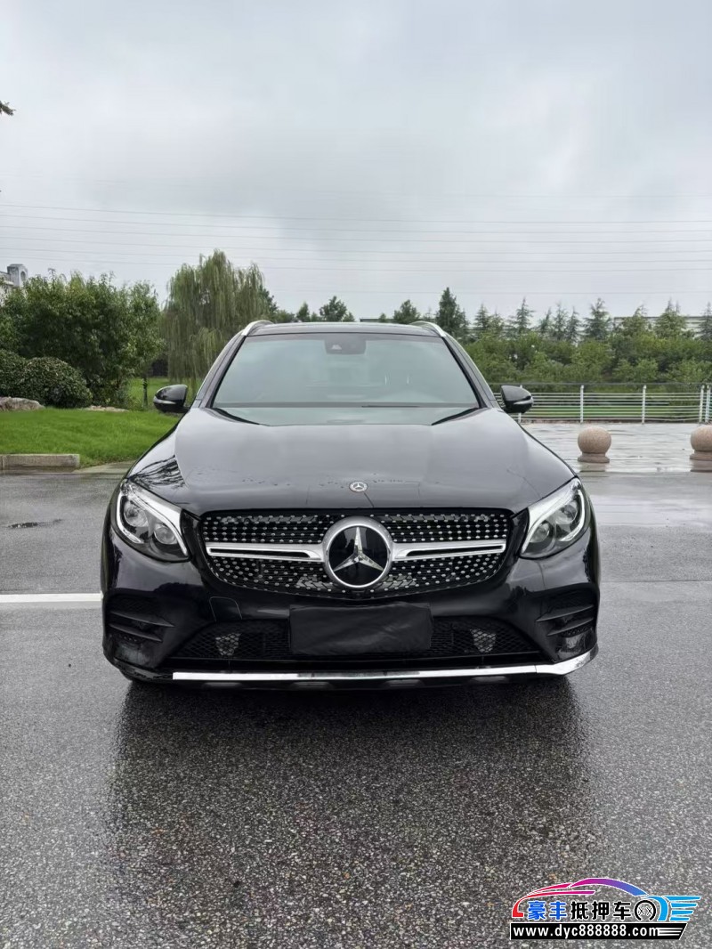 19年奔驰GLC轿车抵押车出售