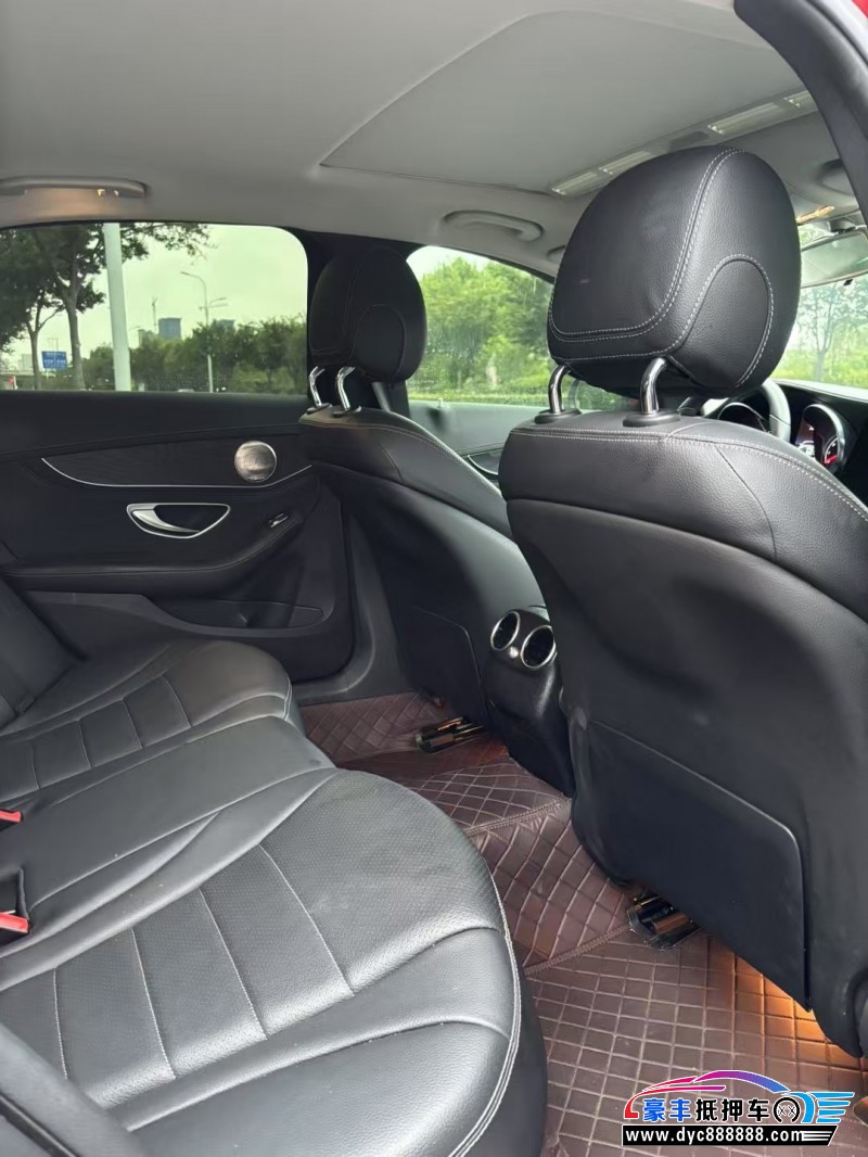 18年奔驰C轿车抵押车出售