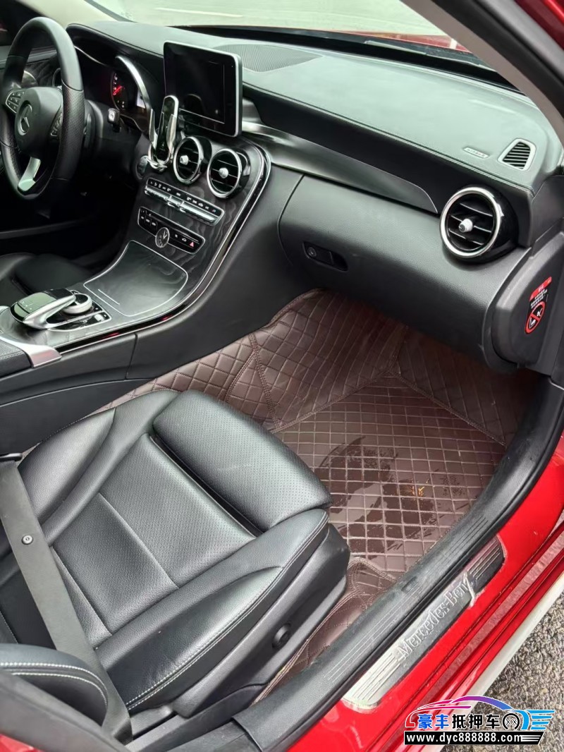 18年奔驰C轿车抵押车出售