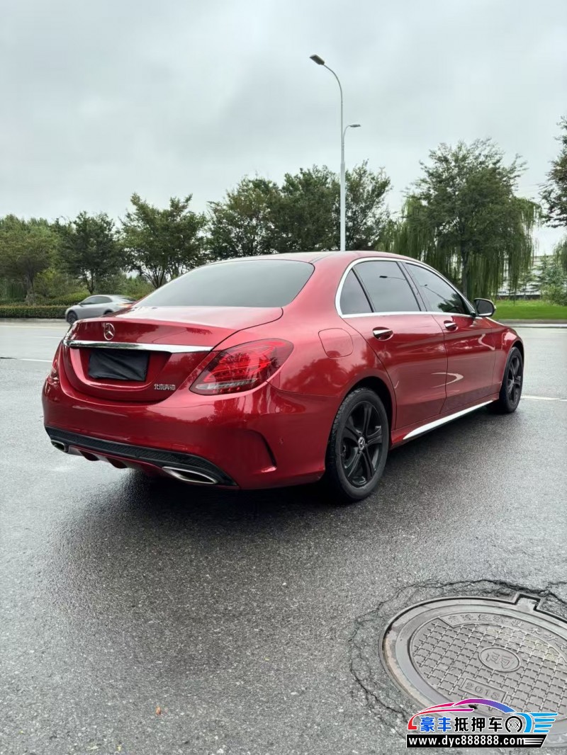 18年奔驰C轿车抵押车出售