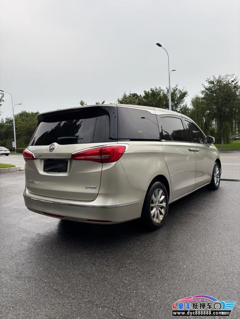 18年别克GL8轿车抵押车出售