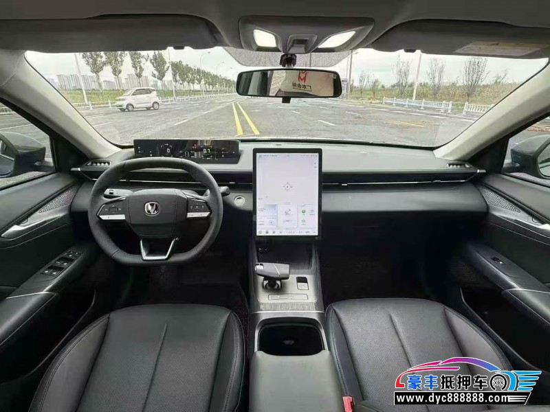 25年长安逸动轿车抵押车出售