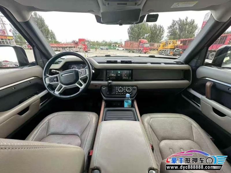 20年路虎卫士轿车抵押车出售