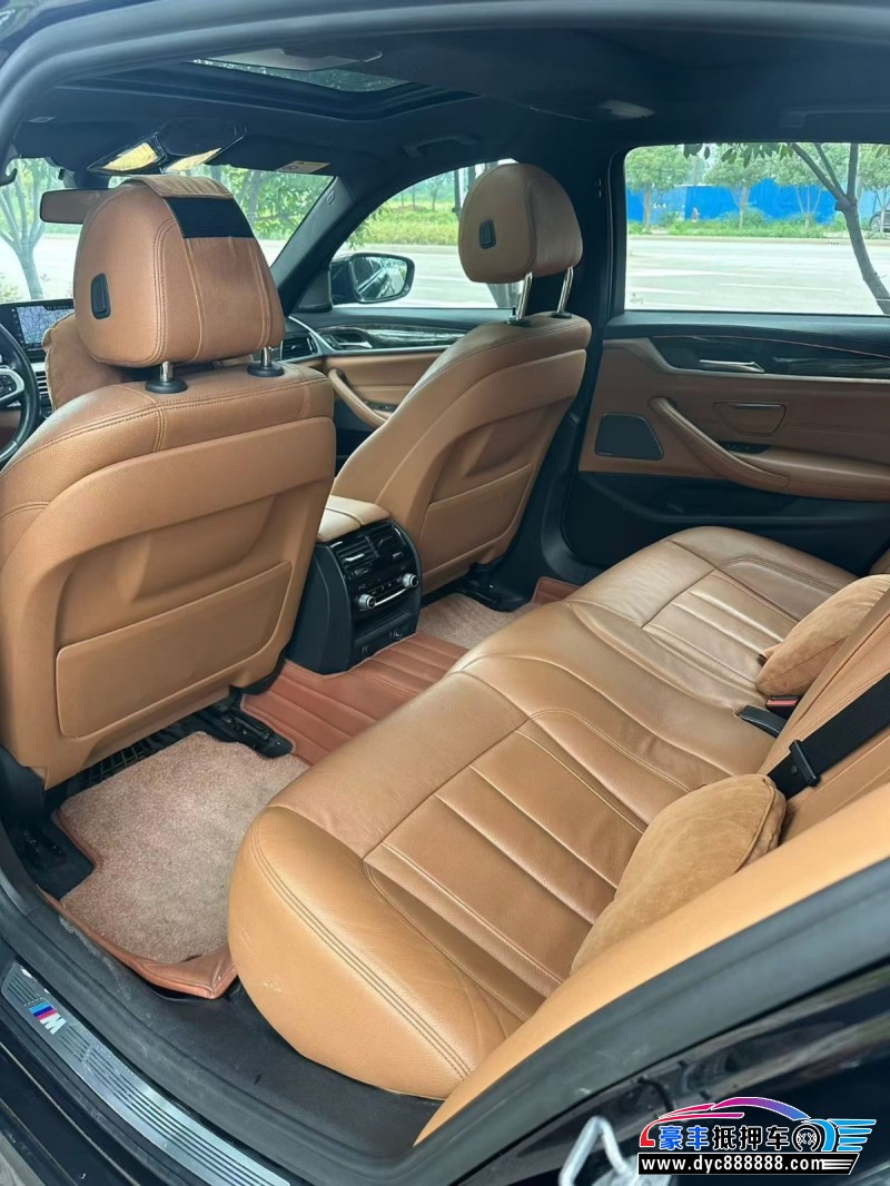 17年宝马5系轿车抵押车出售