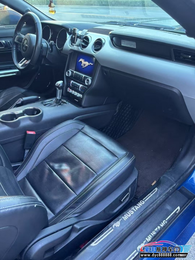 20年福特野马轿车抵押车出售