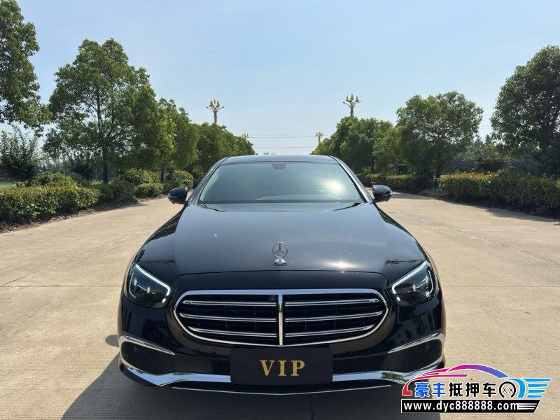 23年奔驰E轿车抵押车出售