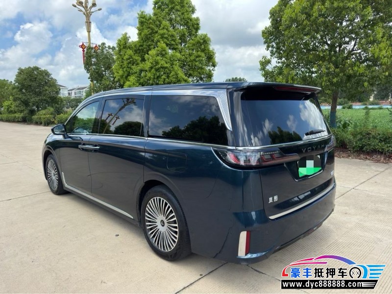 24年岚图梦想家轿车抵押车出售