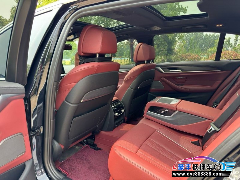 23年宝马5系轿车抵押车出售