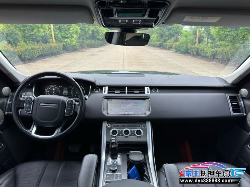 17年路虎揽胜运动版轿车抵押车出售