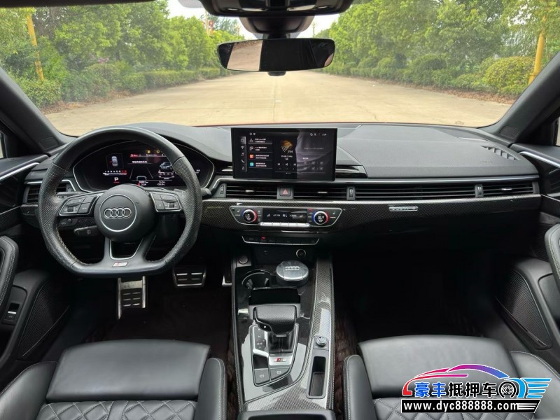 21年奥迪S4轿车抵押车出售