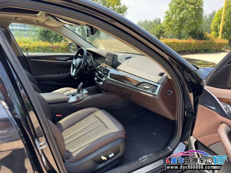 19年宝马5系轿车抵押车出售