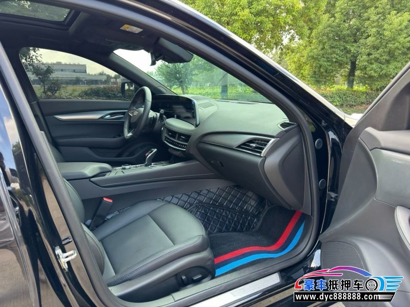 24年凯迪拉克CT5轿车抵押车出售