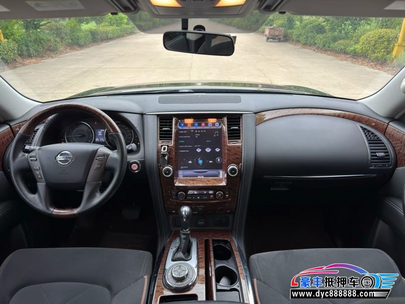 19年日产途乐轿车抵押车出售