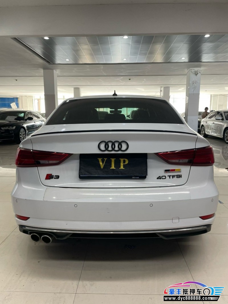 19年奥迪A3轿车抵押车出售
