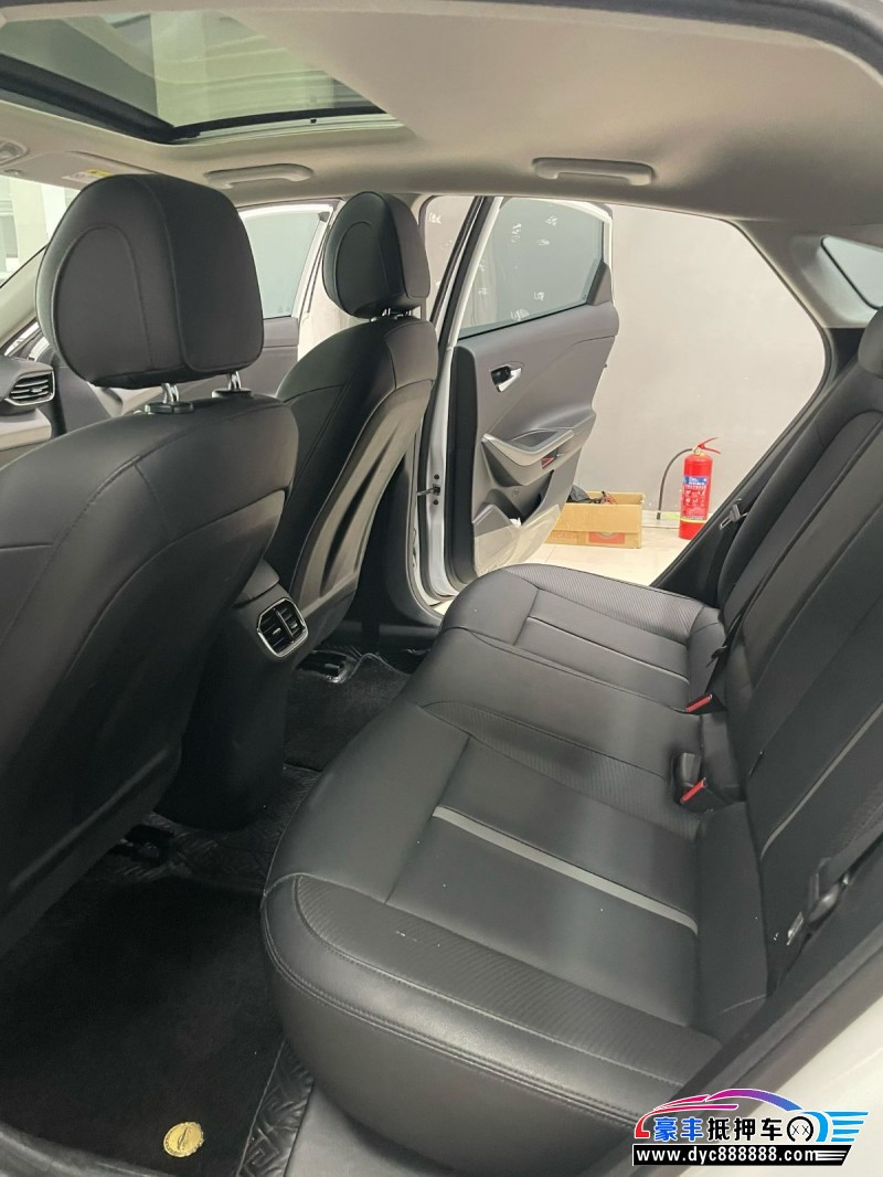 19年现代菲斯塔轿车抵押车出售