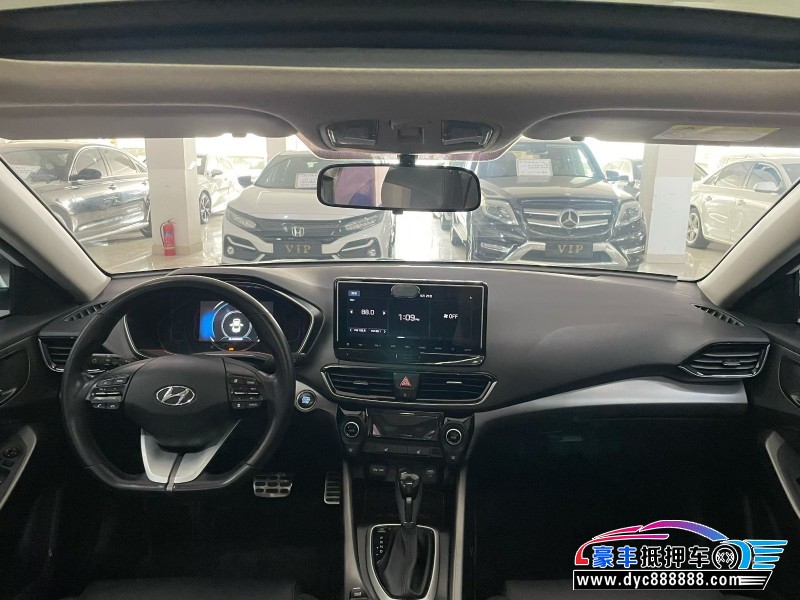 19年现代菲斯塔轿车抵押车出售