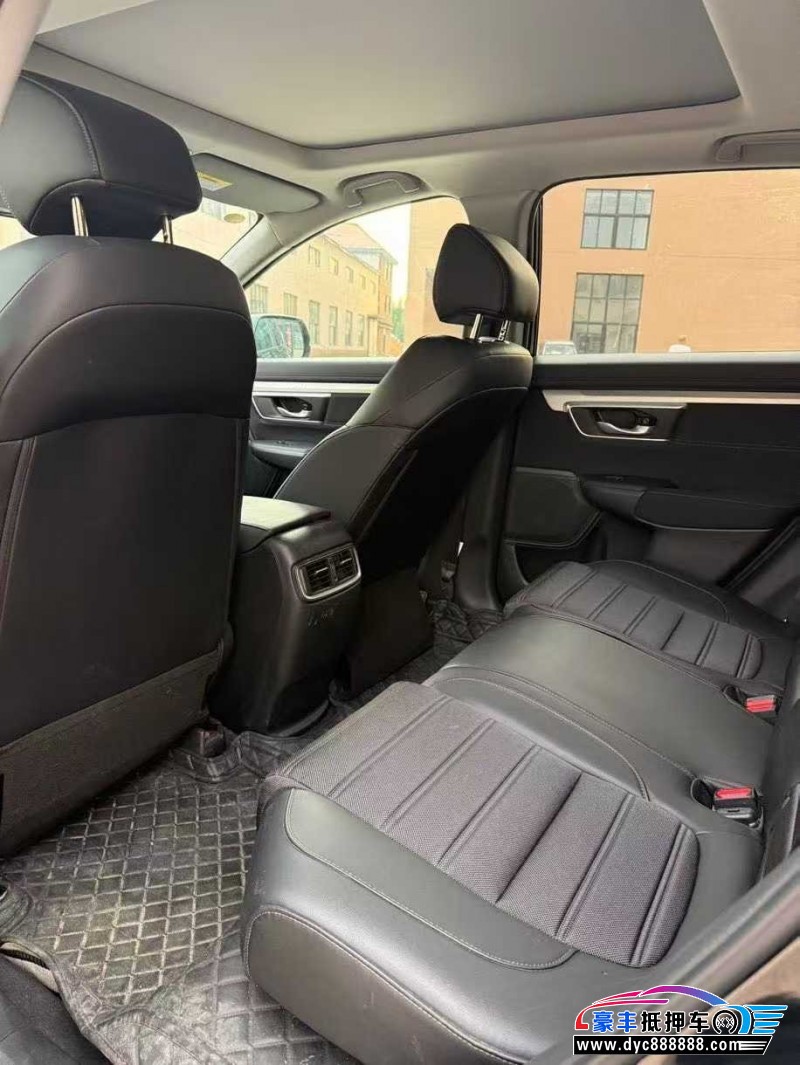 22年本田CR-V轿车抵押车出售