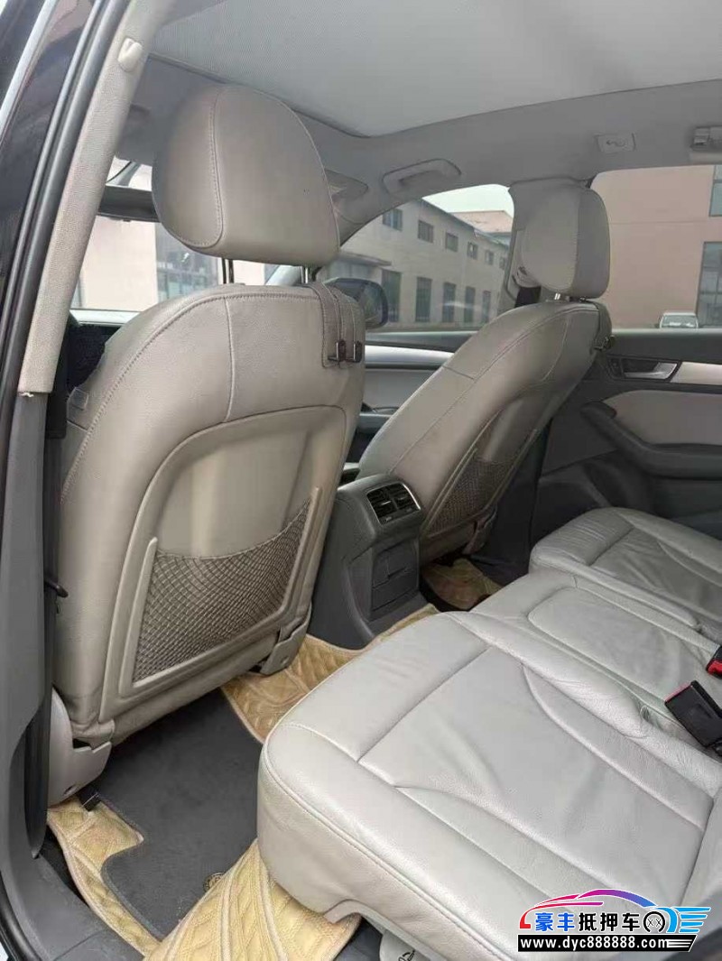 15年奥迪Q5轿车抵押车出售