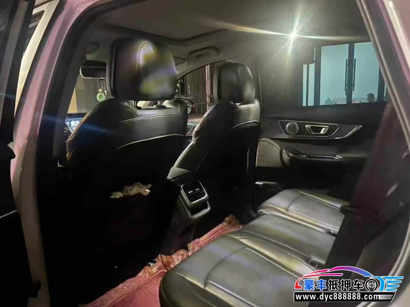 24年奇瑞瑞虎8SUV抵押车出售