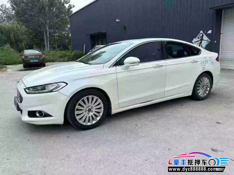 15年福特蒙迪欧轿车抵押车出售