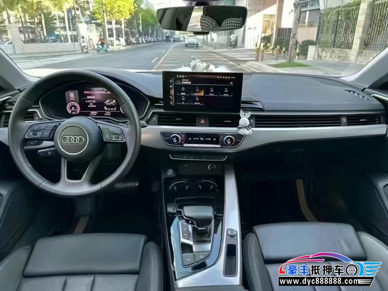 22年奥迪A5轿车抵押车出售