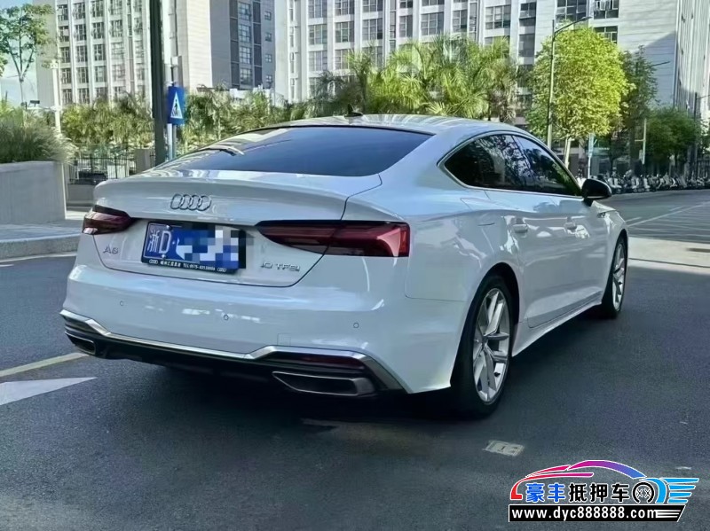 22年奥迪A5轿车抵押车出售