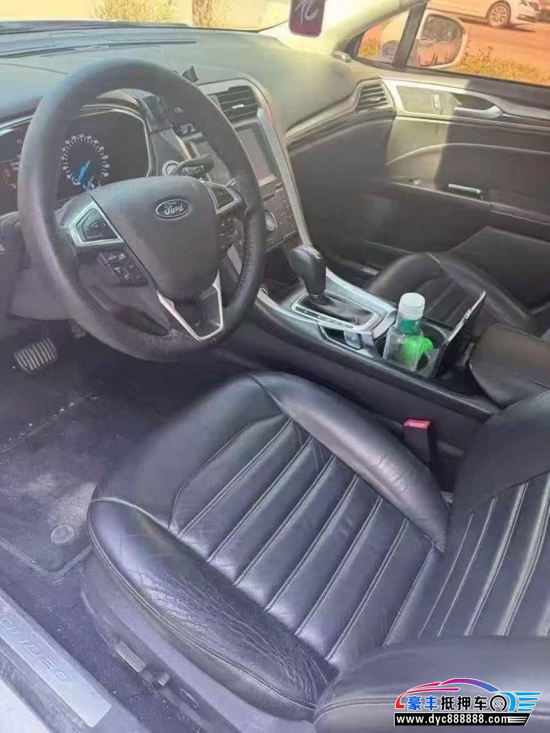 13年福特蒙迪欧轿车抵押车出售