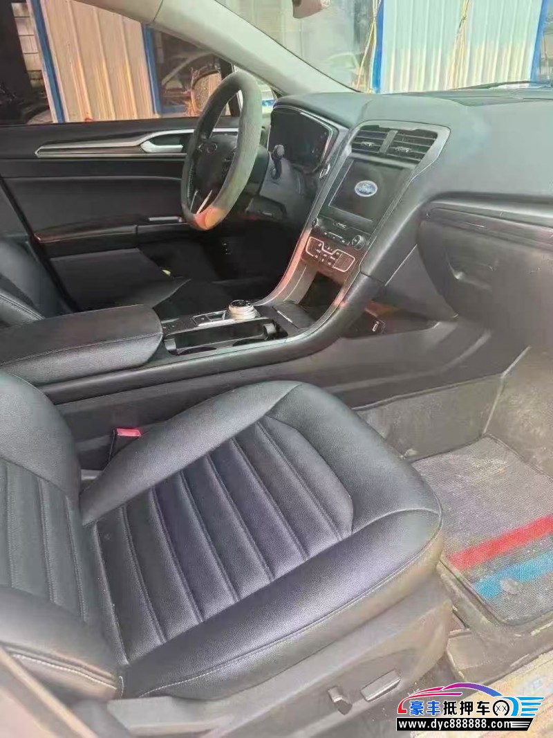 20年福特蒙迪欧轿车抵押车出售