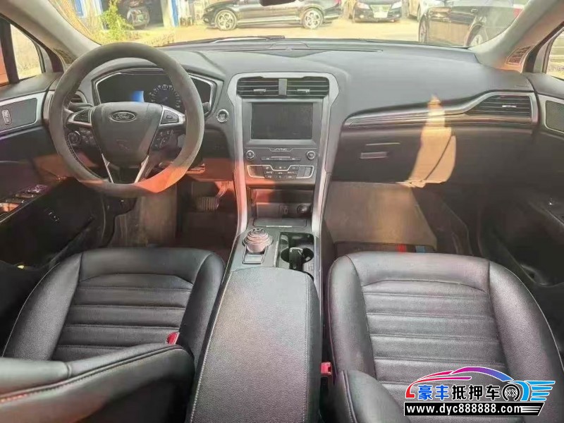 20年福特蒙迪欧轿车抵押车出售