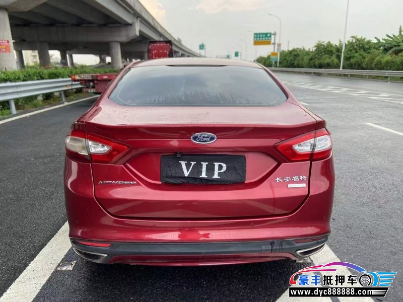 15年福特蒙迪欧轿车抵押车出售