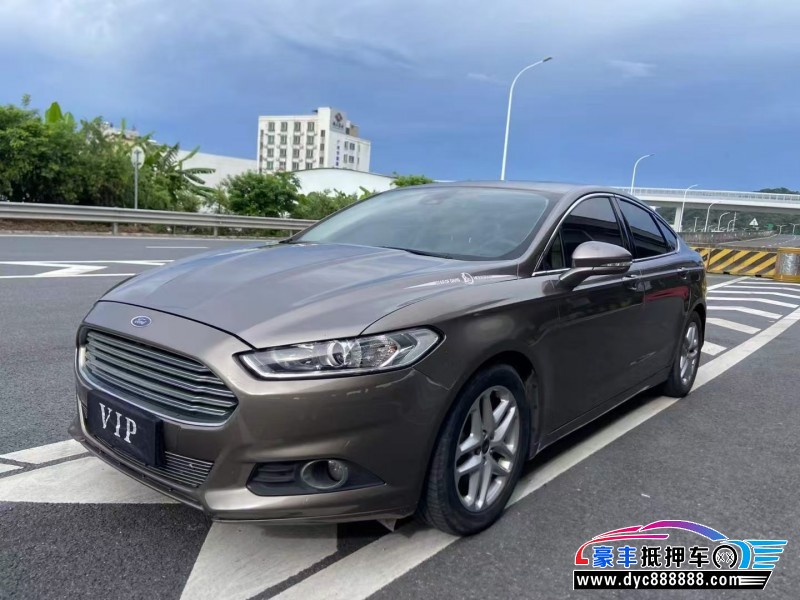 15年福特蒙迪欧轿车抵押车出售