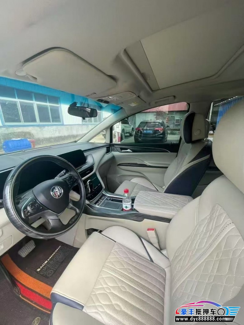 21年别克GL8轿车抵押车出售