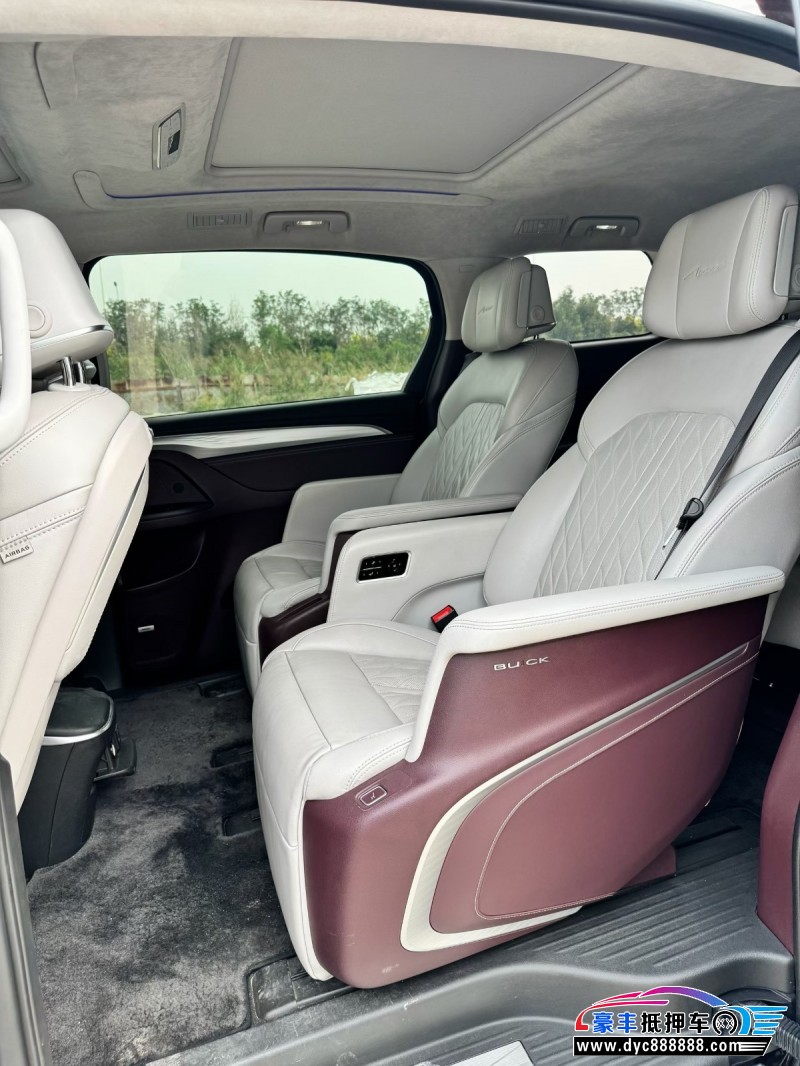 21年别克GL8轿车抵押车出售