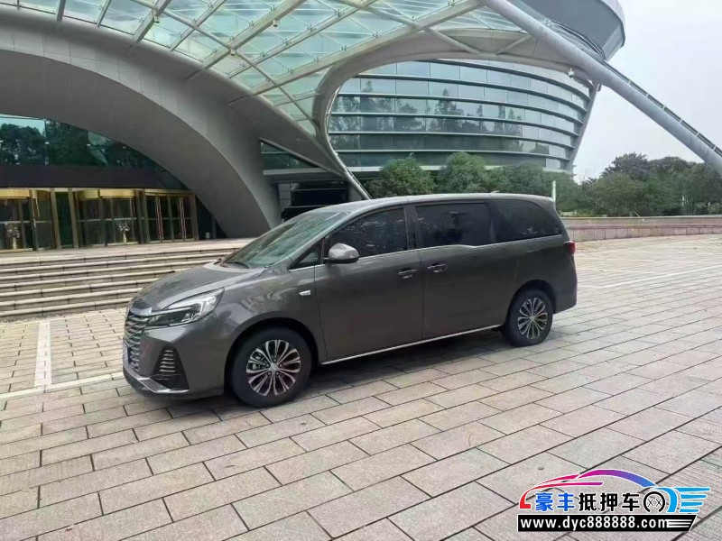 24年别克GL8轿车抵押车出售