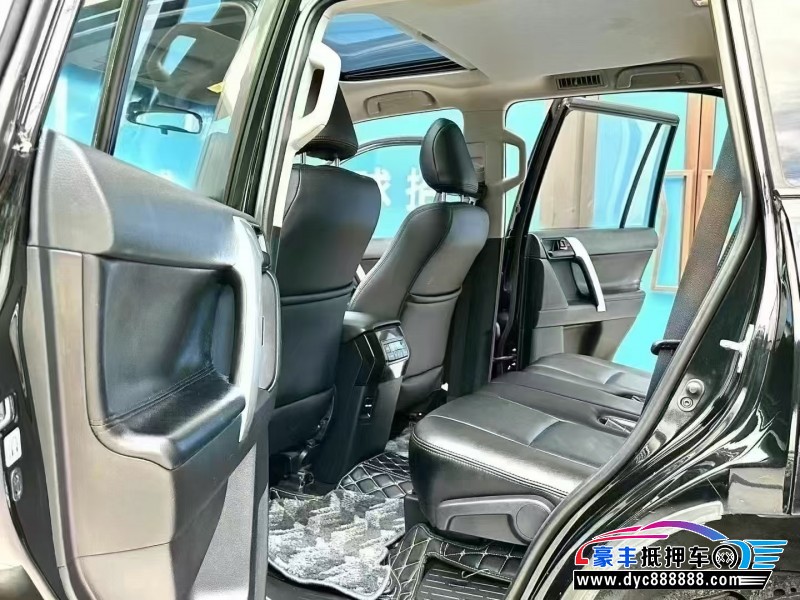 17年丰田普拉多（霸道）轿车抵押车出售