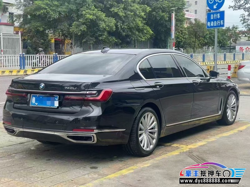 21年宝马7系轿车抵押车出售