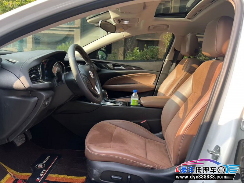 20年别克君威轿车抵押车出售