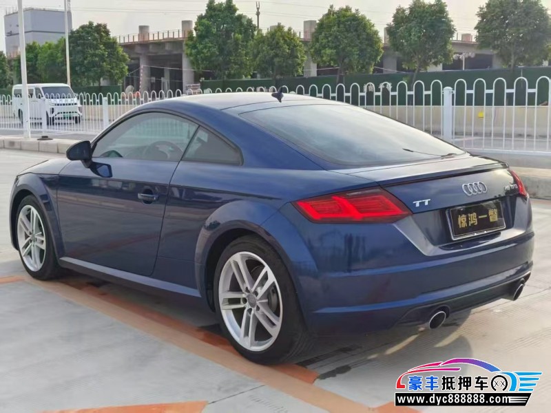 17年奥迪TT轿车抵押车出售