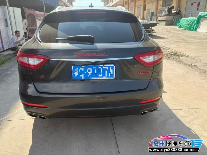 19年玛莎拉蒂莱万特轿车抵押车出售