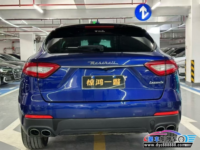 17年玛莎拉蒂莱万特轿车抵押车出售