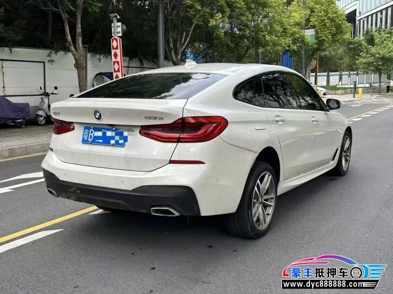 20年宝马6系轿车抵押车出售