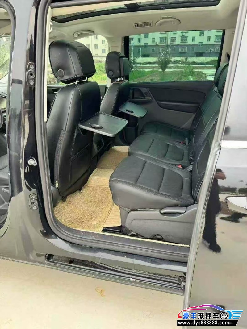 15年大众夏朗轿车抵押车出售