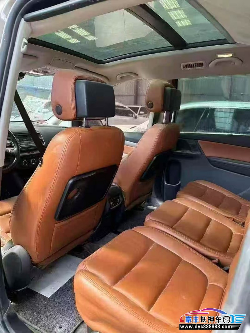 15年大众夏朗轿车抵押车出售