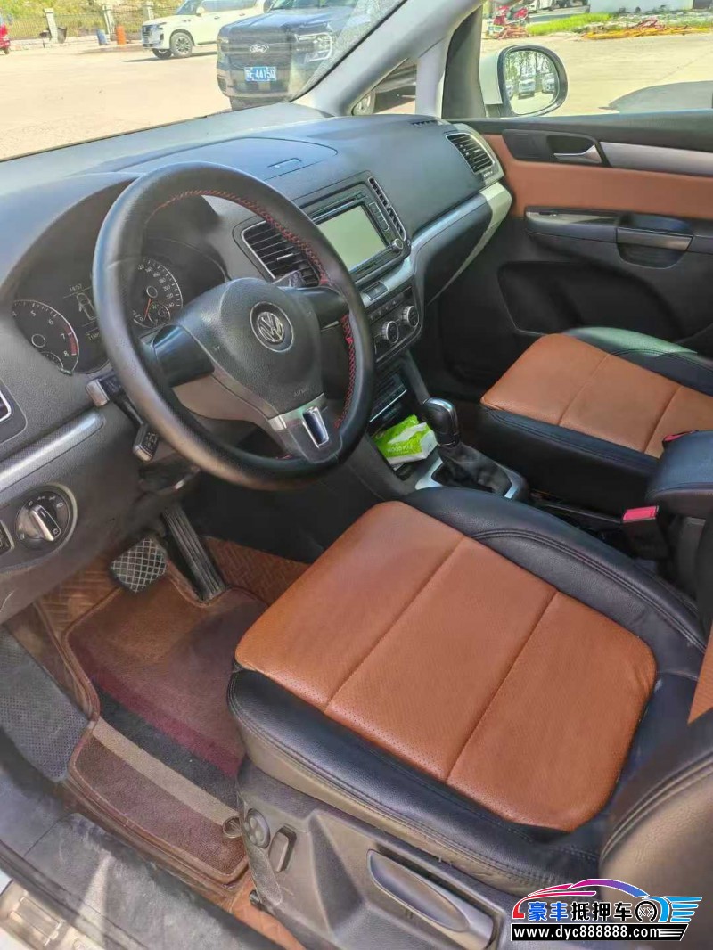 14年大众夏朗轿车抵押车出售