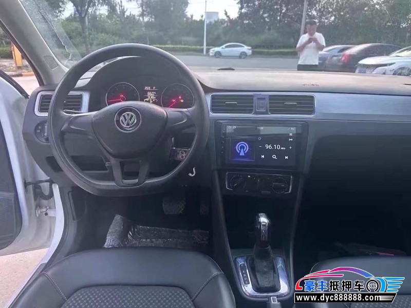 16年大众朗行轿车抵押车出售