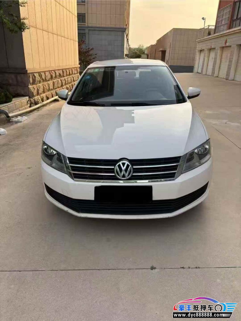 15年大众朗行轿车抵押车出售